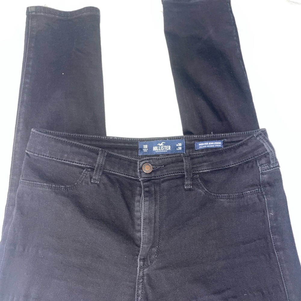 Black holister skinny ripped jeans W30 L28